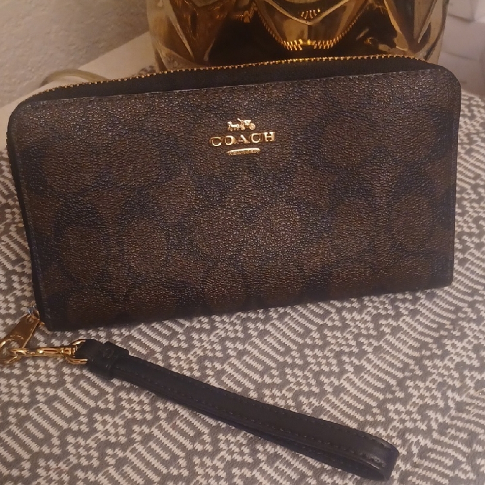 Coach Signature Brown and Black Wristlet